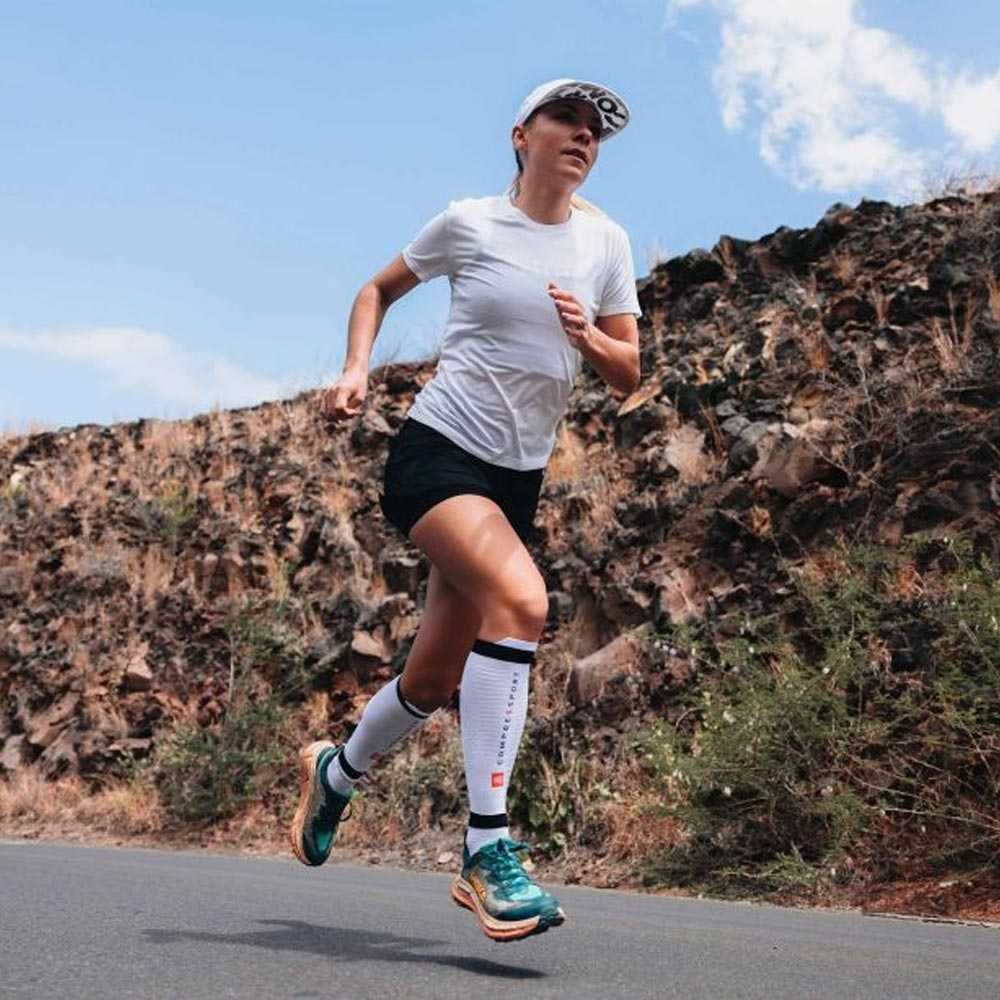 Opaski Compressport R2 3.0 Calf Sleeves U Białe