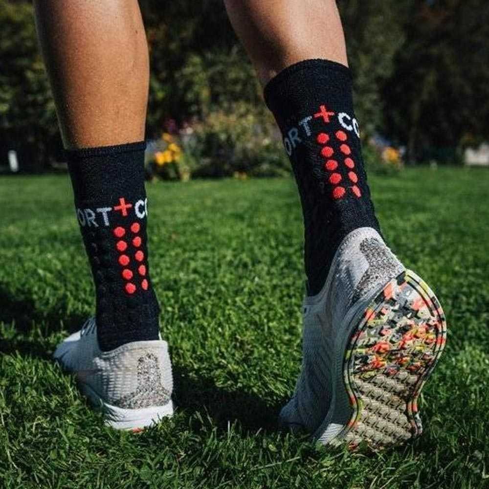 Skarpetki kompresyjne Compressport Winter Run U Czarno-Czerwone