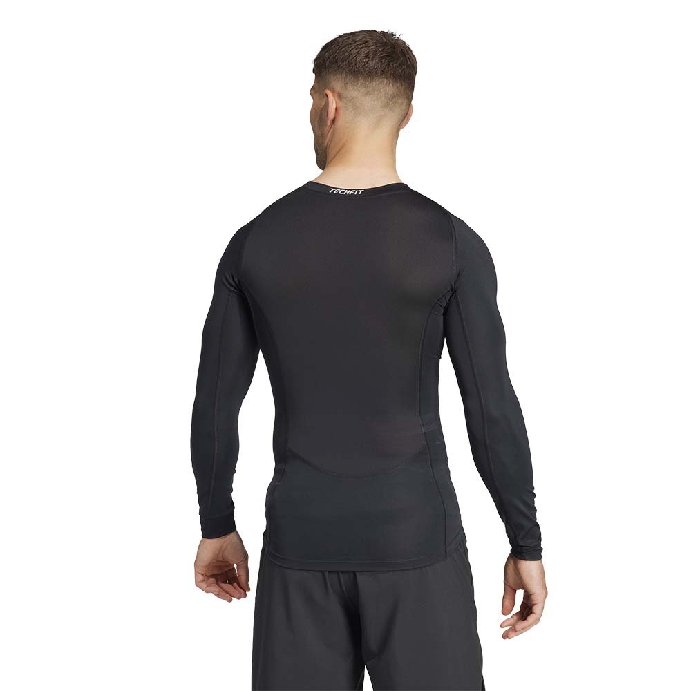 Koszulka adidas Techfit Longsleeve Tee M Czarna