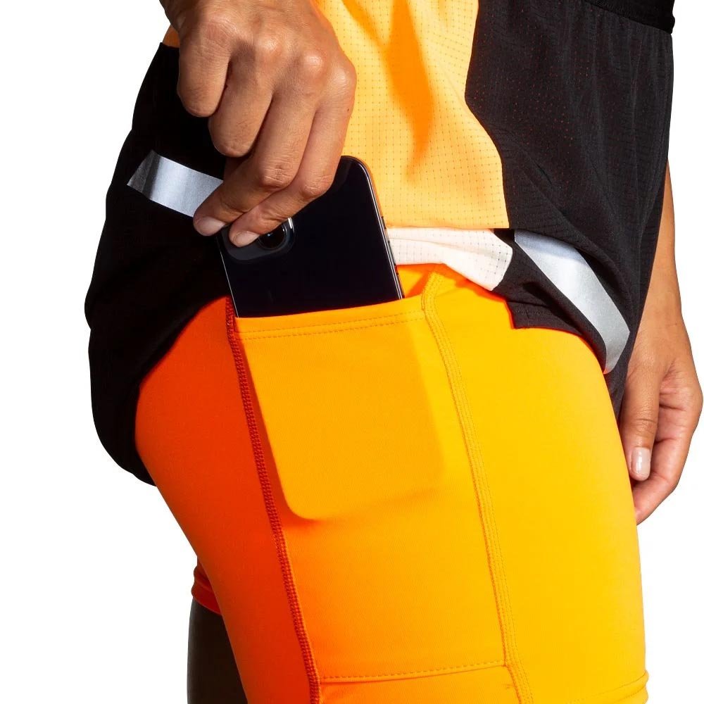 Spodenki Brooks Run Visible 4 2in1 Short 2.0 W Czarno-pomarańczowe