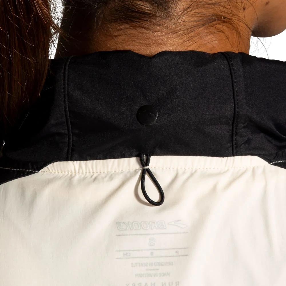 Kurtka Brooks Run Visible Jacket 2.0 W Biało-pomarańczowa