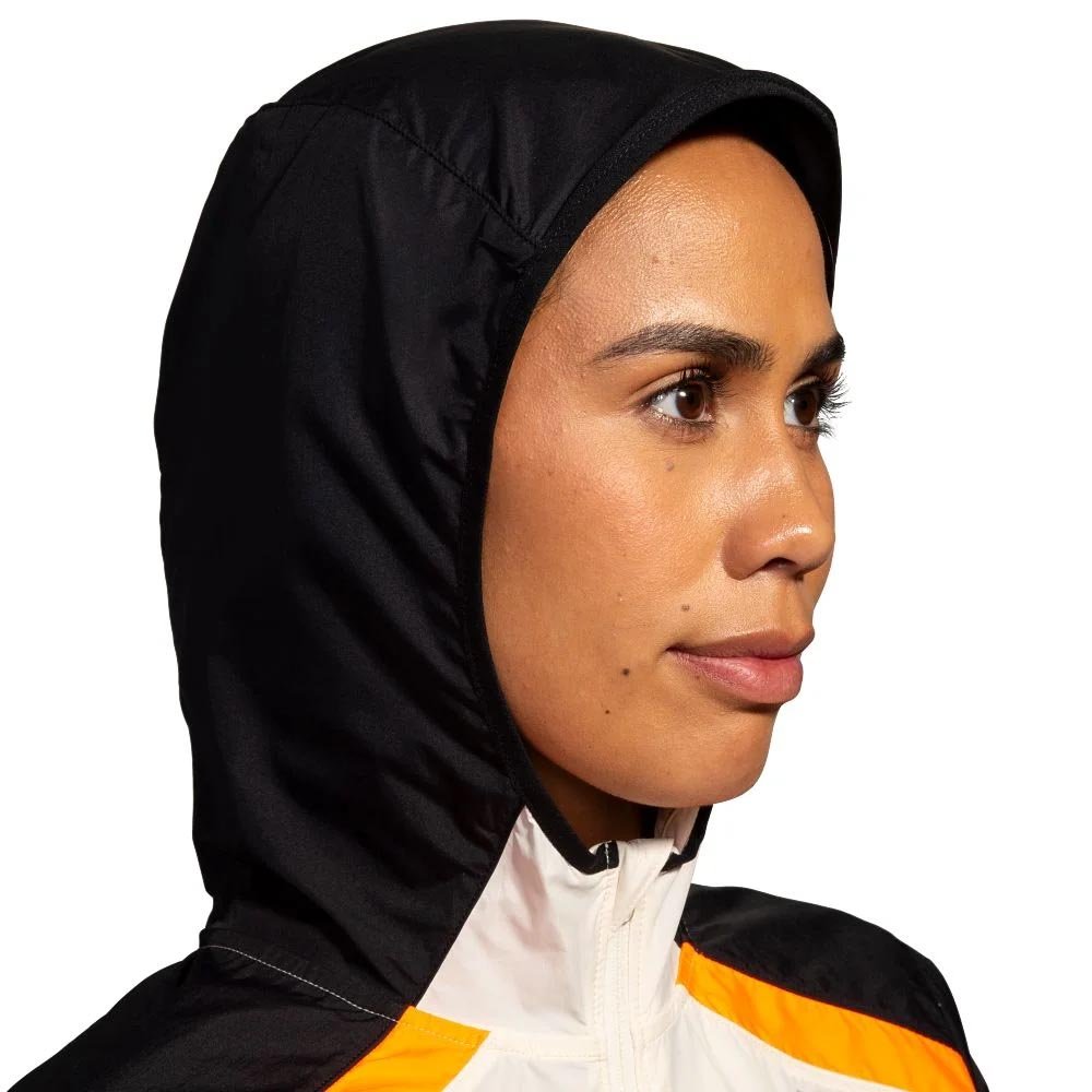 Kurtka Brooks Run Visible Jacket 2.0 W Biało-pomarańczowa