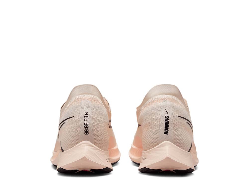 Buty Nike ZoomX Streakfly M Łososiowo-Białe