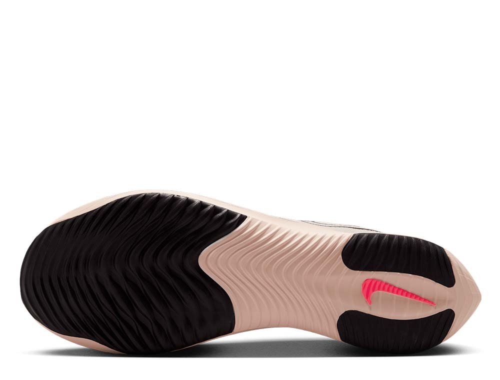 Buty Nike ZoomX Streakfly M Łososiowo-Białe