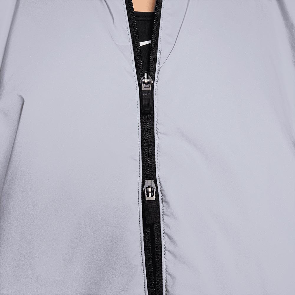 Kurtka Nike Running Division W Srebrno-Czarna