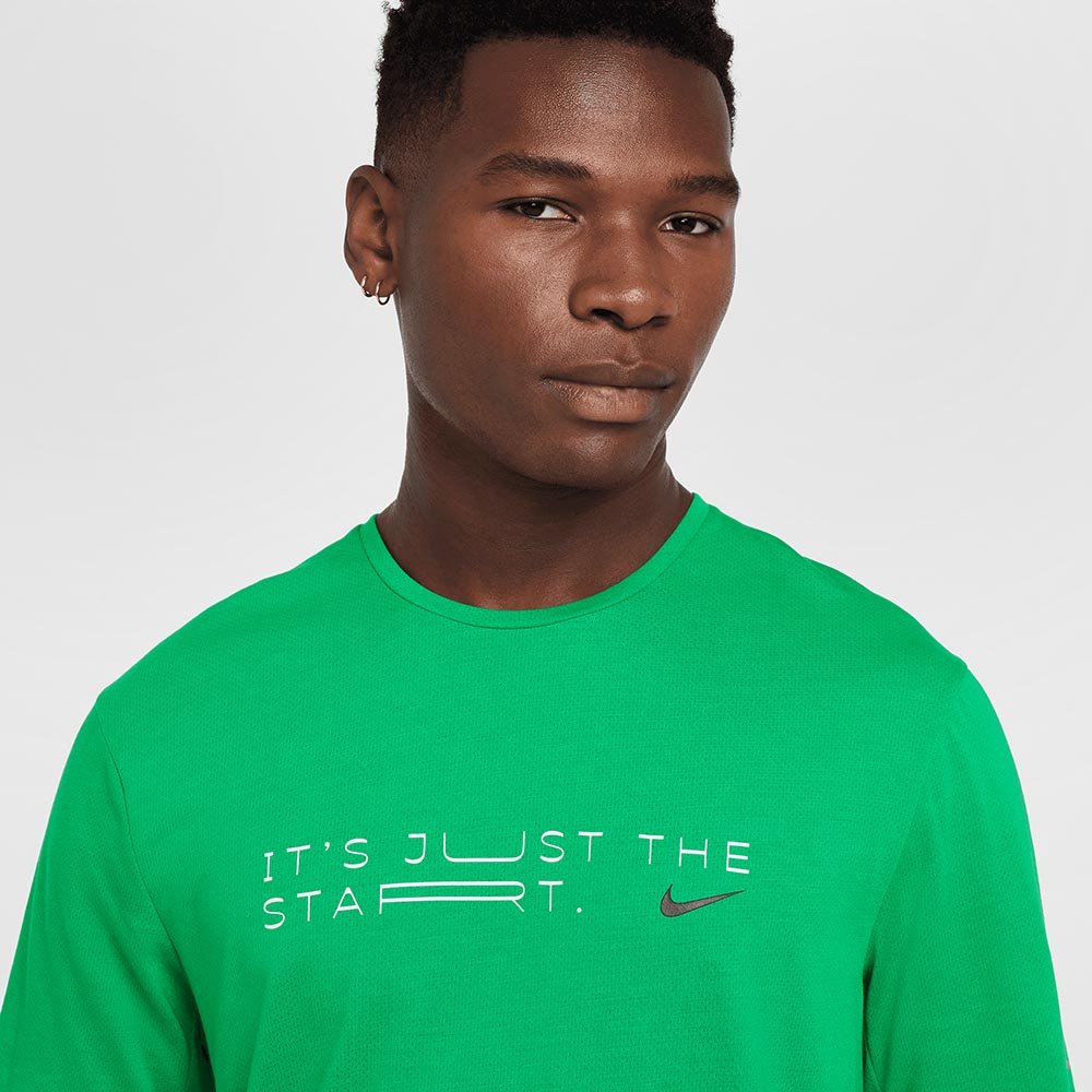 Koszulka Nike Rise 365 Kipchoge M Zielona