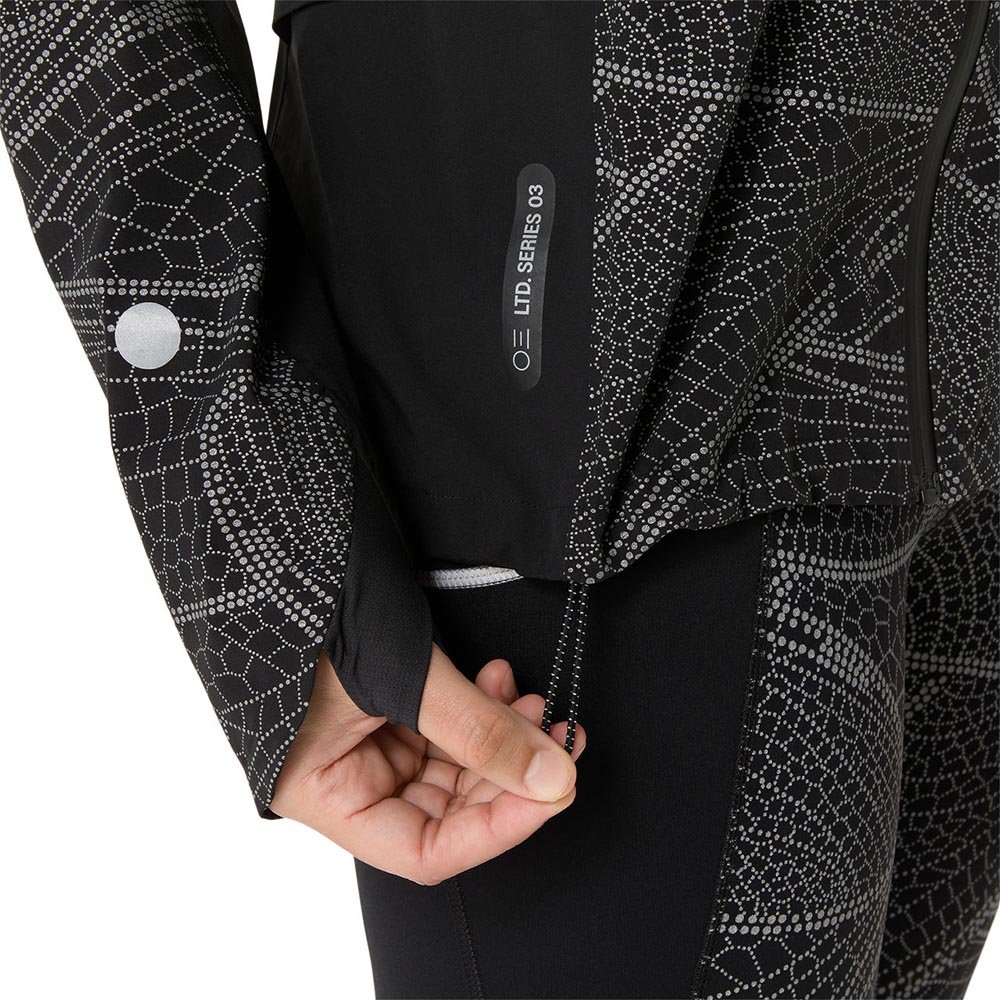 Kurtka Asics Limited Series Lite-Show Jacket W Czarno-Biała