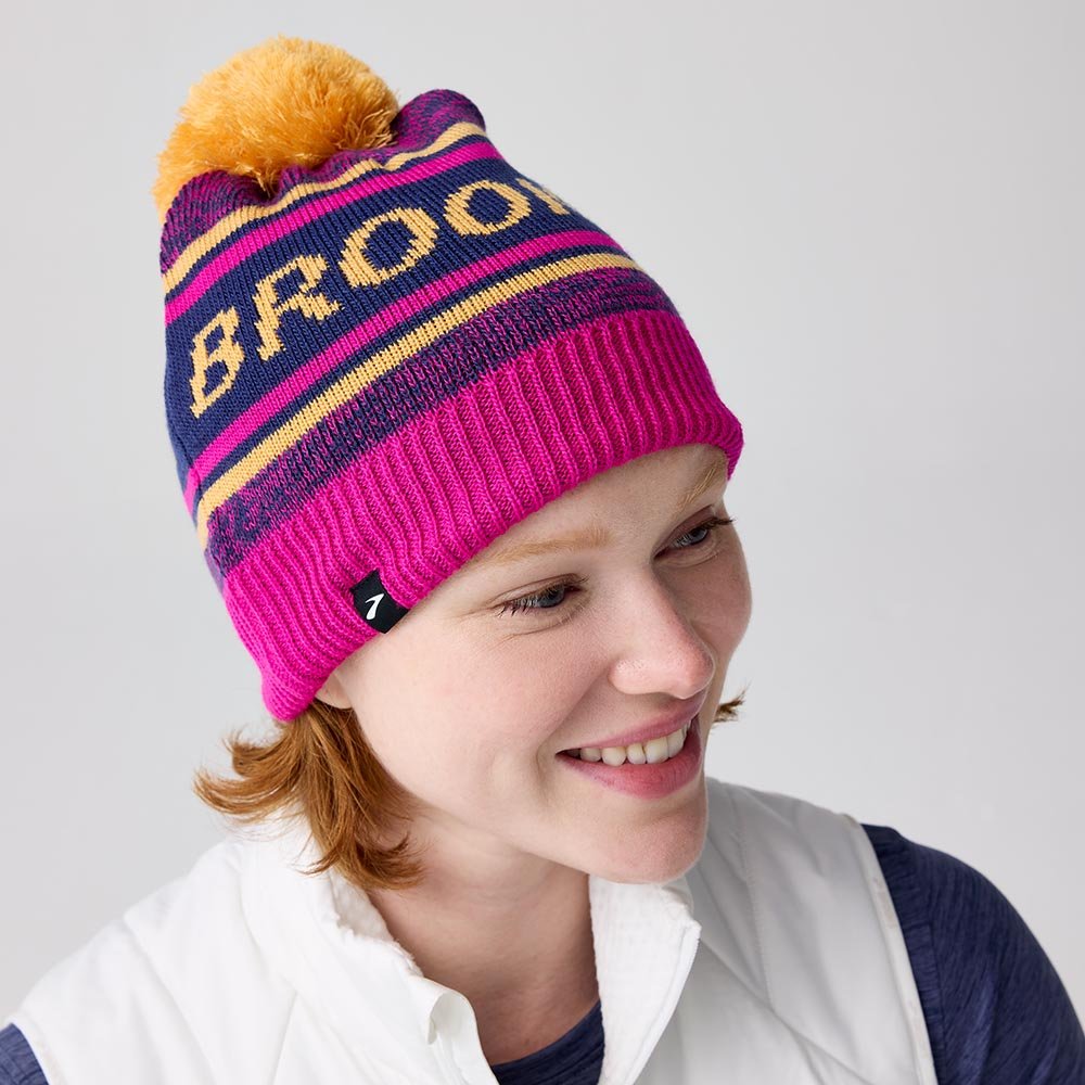 Czapka Brooks Heritage Pom Beanie U Różowo-Pomarańczowa