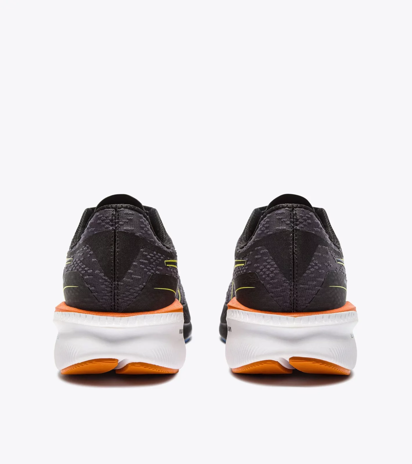 Buty Diadora Mythos Blushield Volo 5 M Brązowo-Pomarańczowe