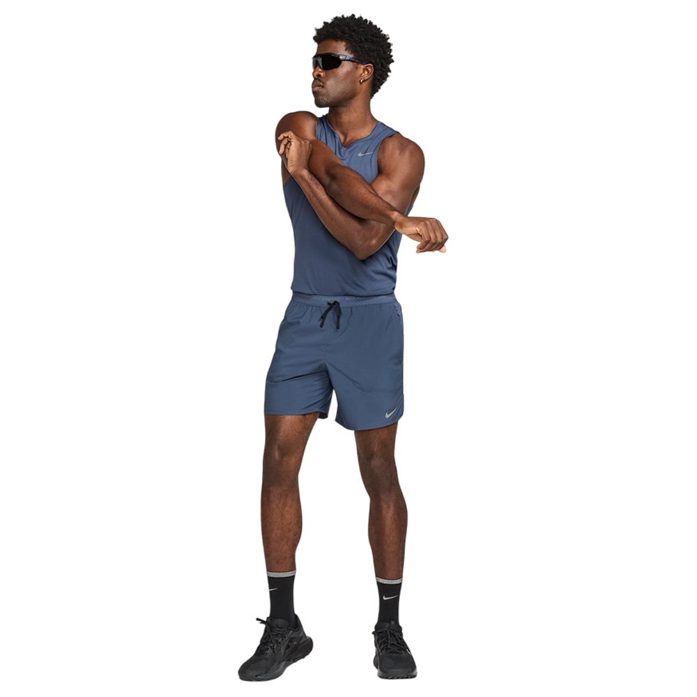 Spodenki Nike Dri-FIT Stride M Granatowe