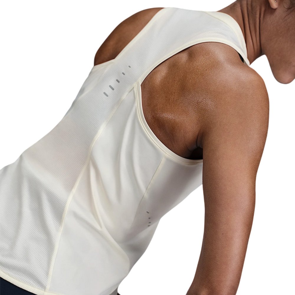 Koszulka Nike Swift W Biała