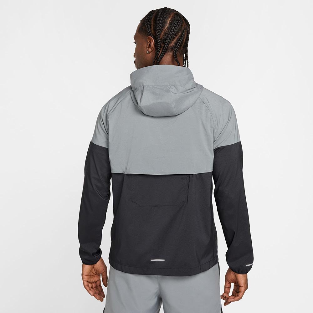 Kurtka Nike Impossibly Light Windrunner M Szaro-Czarna