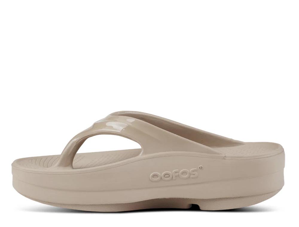 Klapki OOFOS Orginal Sport Thong Nomad U Beżowe