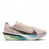 buty nike zoomx vaporfly next% 4 w jasnoróżowo-czarne