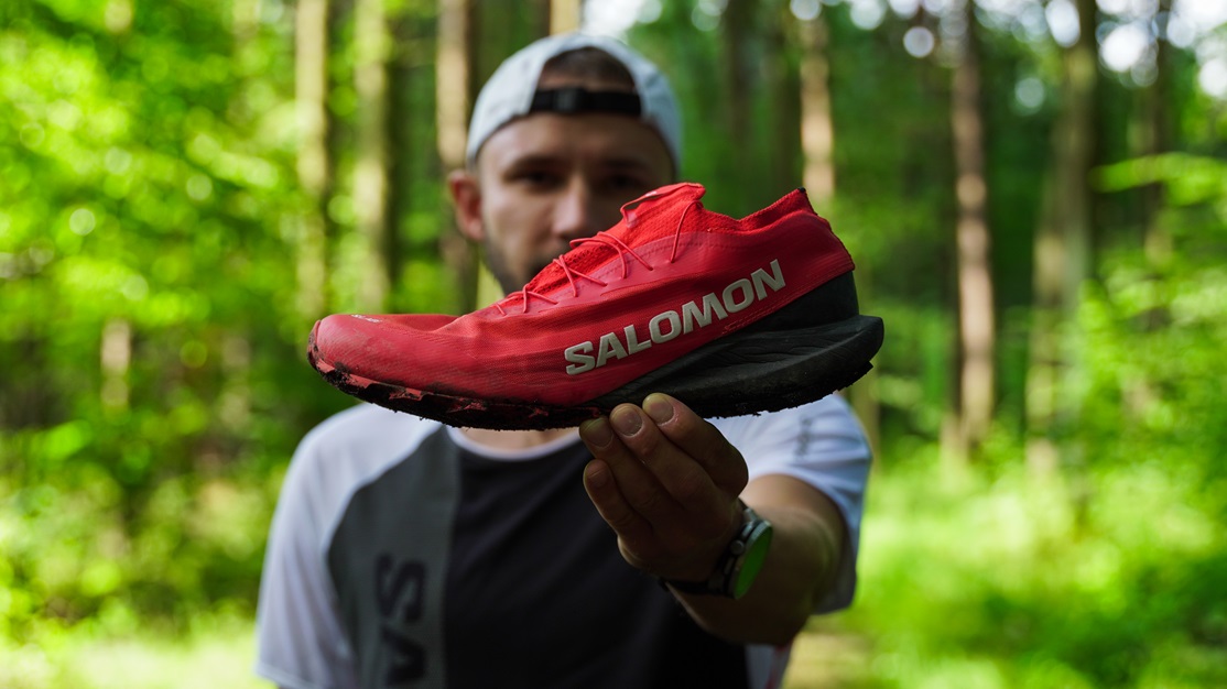 Lekkość i dopasowanie na szlaku – recenzja Salomon S/Lab Pulsar 3