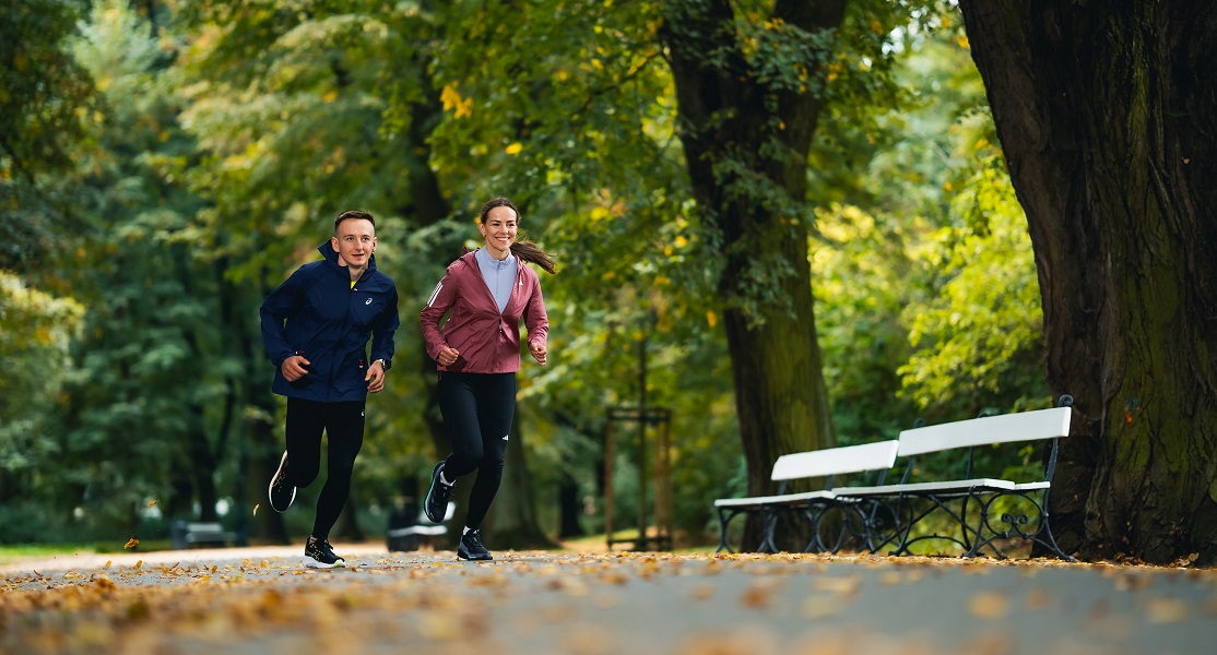 Pierwsze kroki w bieganiu: jak zacząć i się nie zniechęcić?