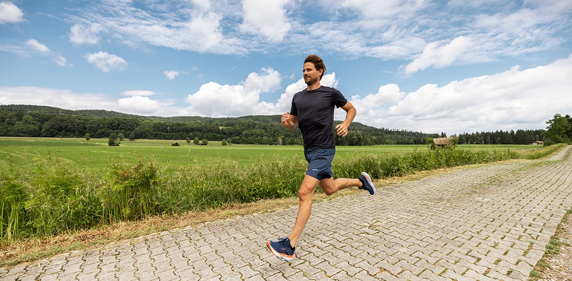 Global Running Day – co to za święto? Pobiegnij charytatywnie i zgarnij nagrodę od Brooks Running!