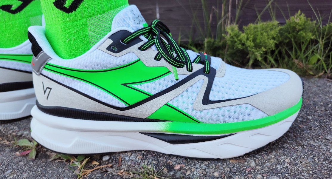 Recenzja Diadora Atomo V7000 – włoska, luksusowa treningówka