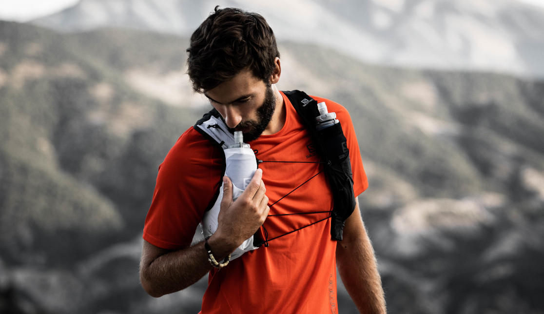 Dieta biegacza podczas upałów. Jak się nawadniać? Co jeść?